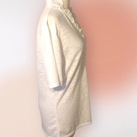 Saga White Short Sleeved Ruffled V Neck Tee Size Med - Picture 4 of 11